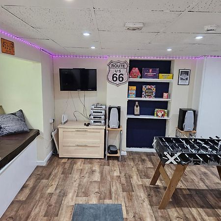Spacious Modern Ground Floor Apartment, For Up To 6 Guests 스카버러 외부 사진