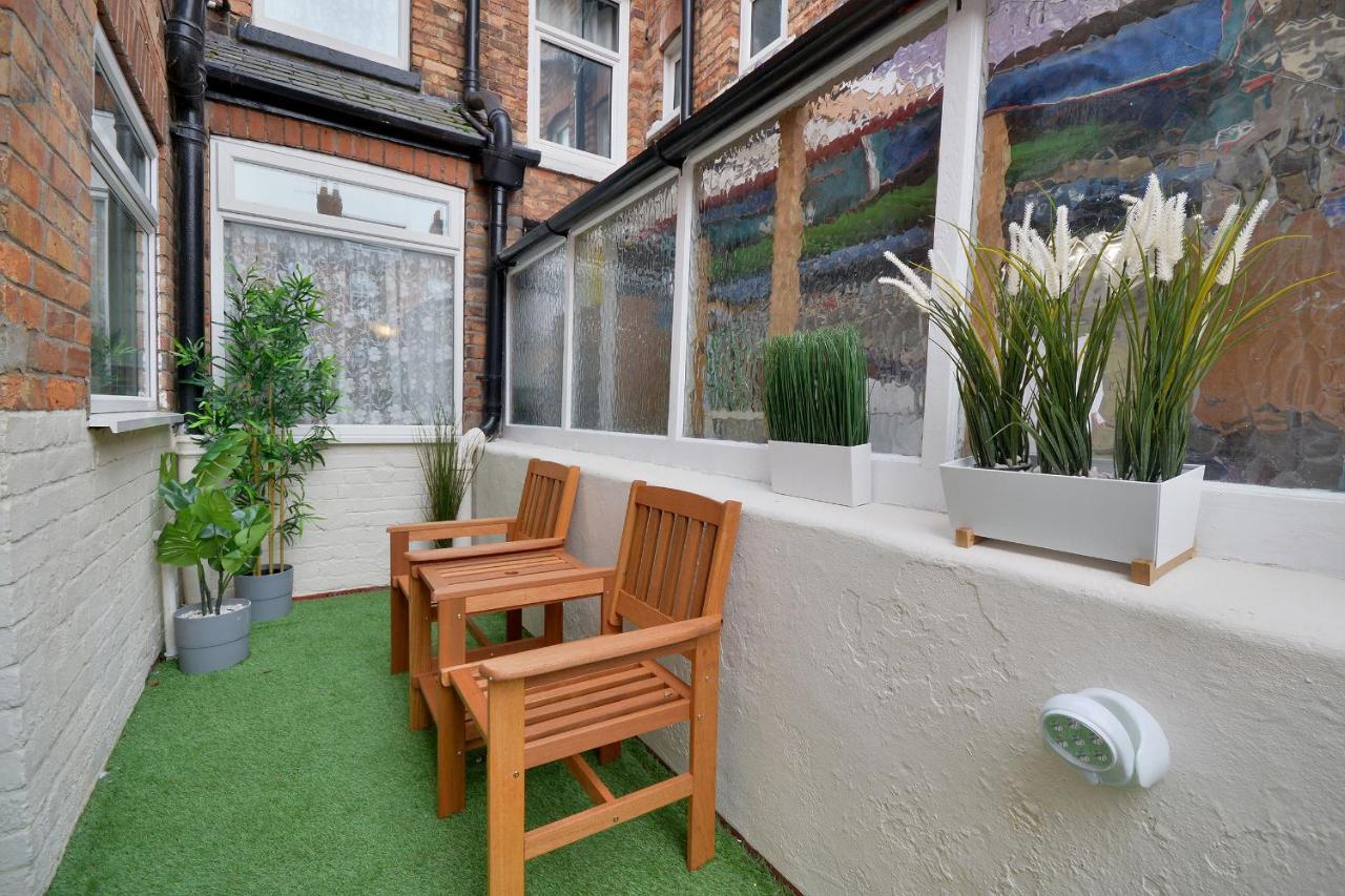 Spacious Modern Ground Floor Apartment, For Up To 6 Guests 스카버러 외부 사진