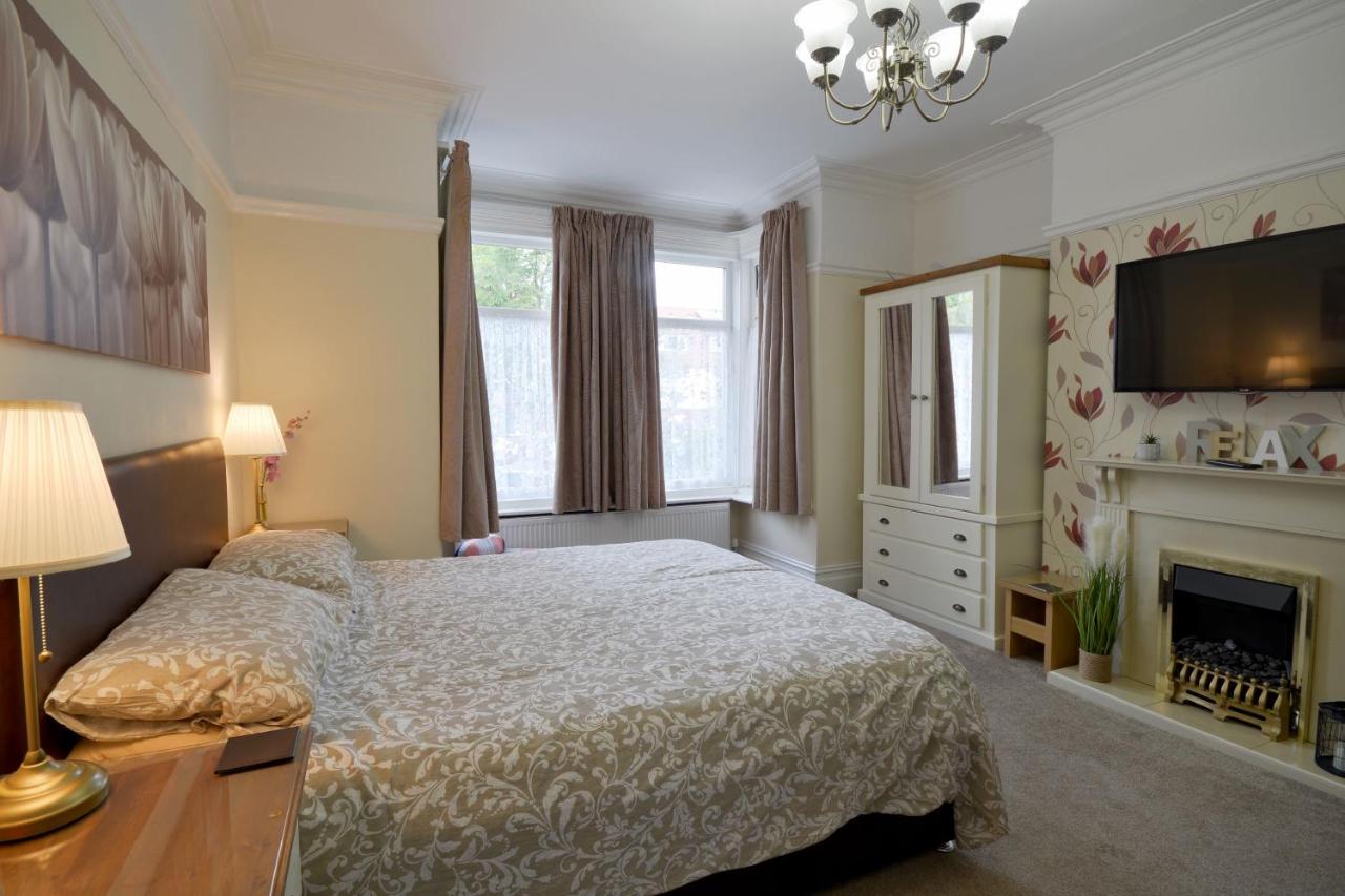 Spacious Modern Ground Floor Apartment, For Up To 6 Guests 스카버러 외부 사진